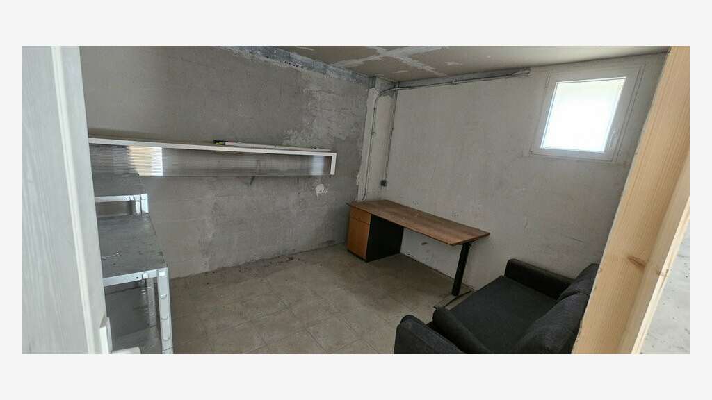 Entrepôt 60m² à louer à Nice Nord