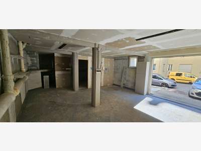 Entrepôt 60m² à louer à Nice Nord
