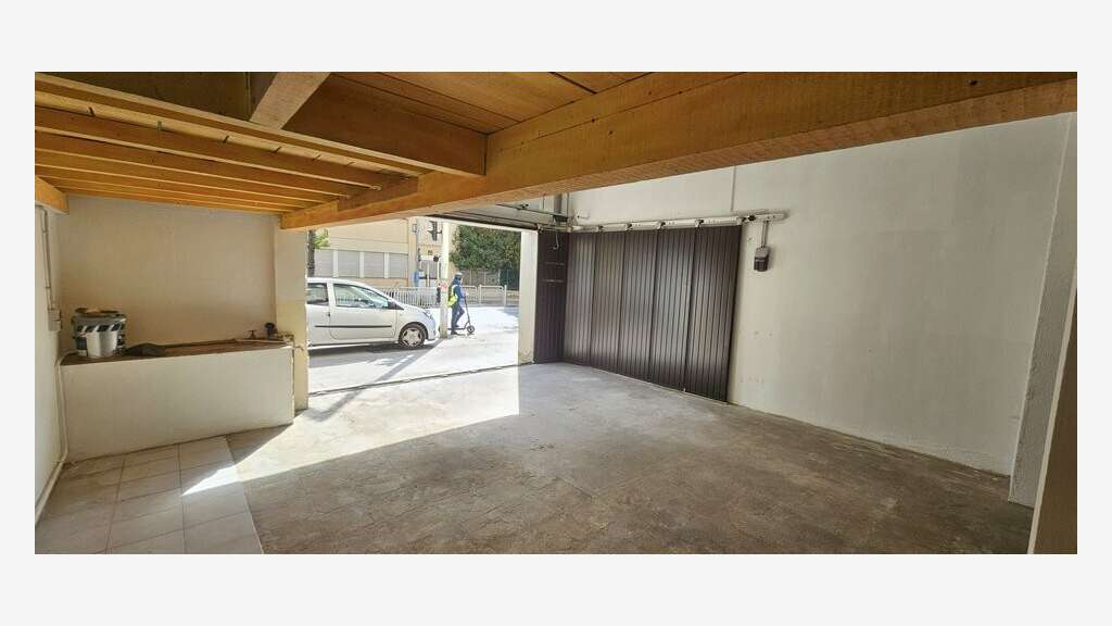 A louer local stockage 55m² à Nice Nord Bd Cessole
