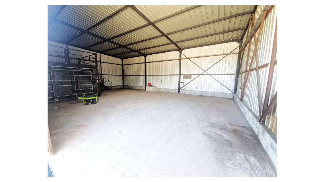 A louer, Local artisanal, 126 m², Plaine du Var, 