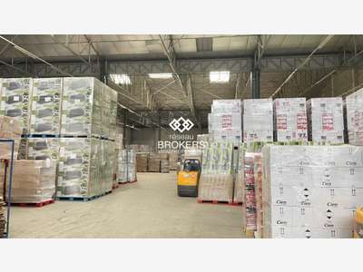 A louer local logistique à partir de 2500m² Nîmes