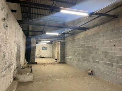 Location Locaux d'activités - Entrepôts à Nîmes