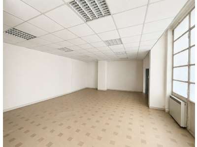 Location Locaux d'activités - Entrepôts à Nîmes