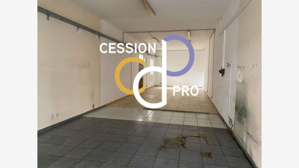Local 153m² à louer centre-ville de Nîmes