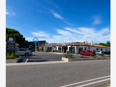 Loue local 180m² emplacement commercial N°1 Nîmes