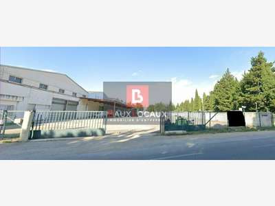 A louer local d'activité 1155m² à Nîmes