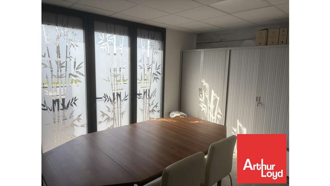 Local professionnel à louer Niort ZA St-Liguaire