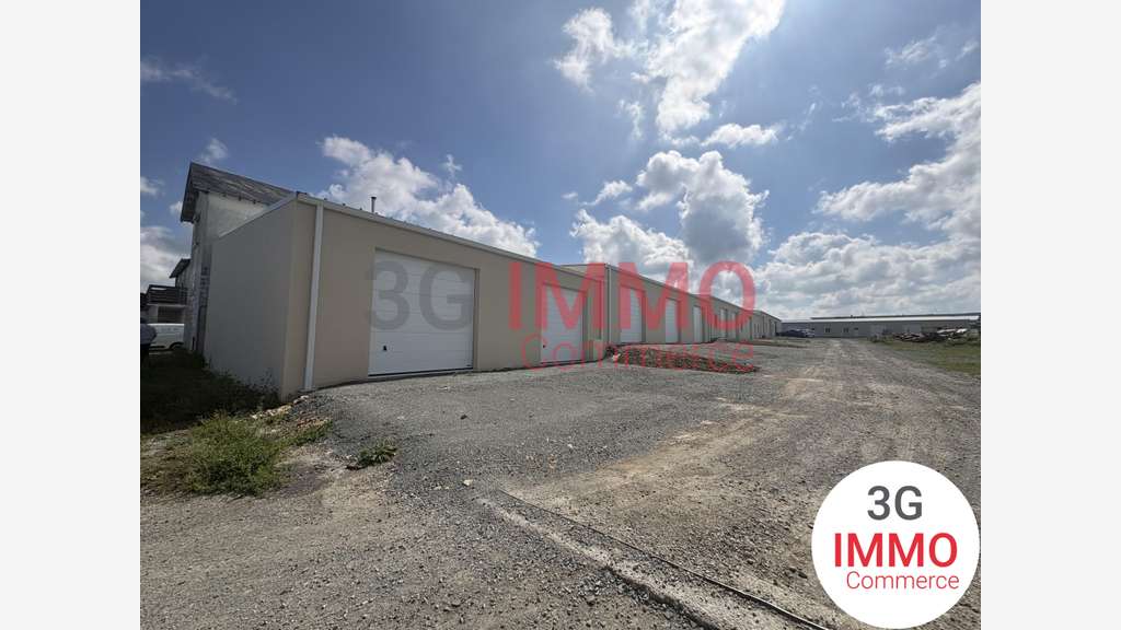 A louer local neuf de 155m² prox za à Niort