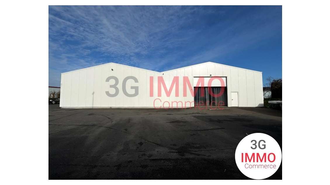 A louer local 1010m² secteur Mendes France Niort