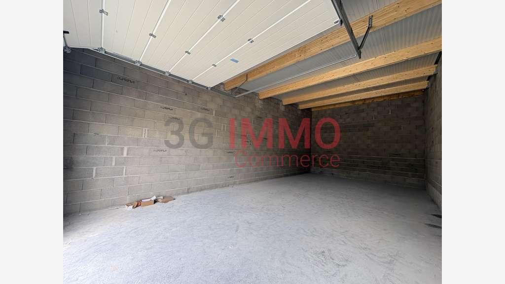 A louer local de 65m² neuf en za Nord Niort