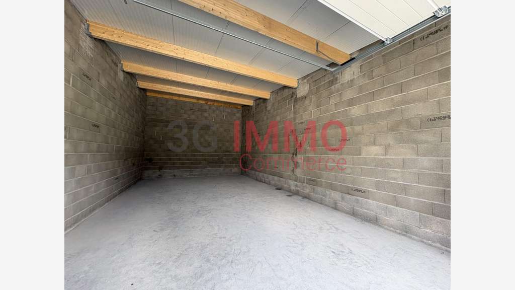 A louer local de 65m² neuf en za Nord Niort