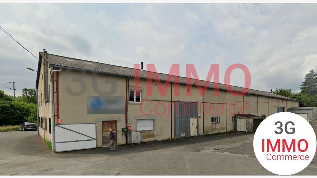 A louer local 1332m² à Niort Bessines 