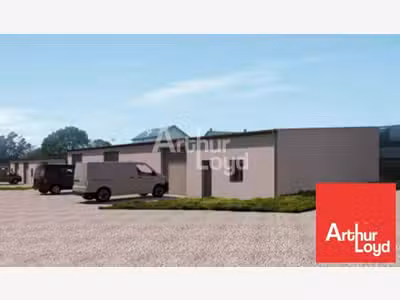 Local d'activité de 348m² à louer en za de Niort