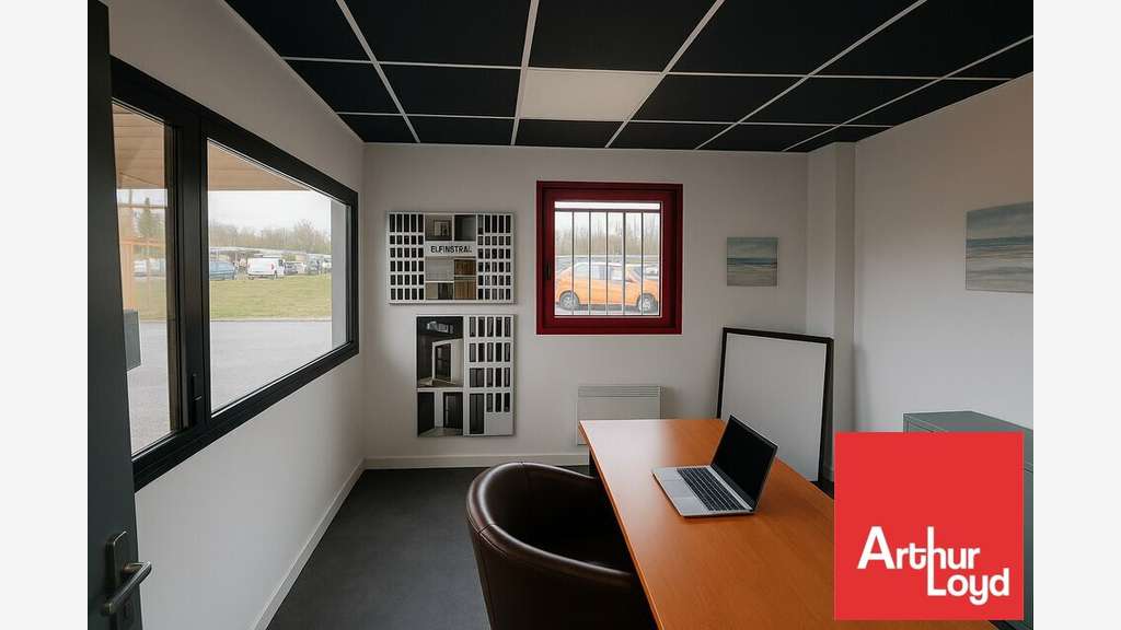 A louer local d'activité 293m² Niort Mendès France