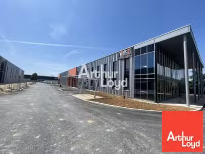 NIORT - LOCAL D'ACTIVITE à louer