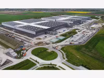 Bâtiment logistique de 6 000 à 12 000 m² proche de
