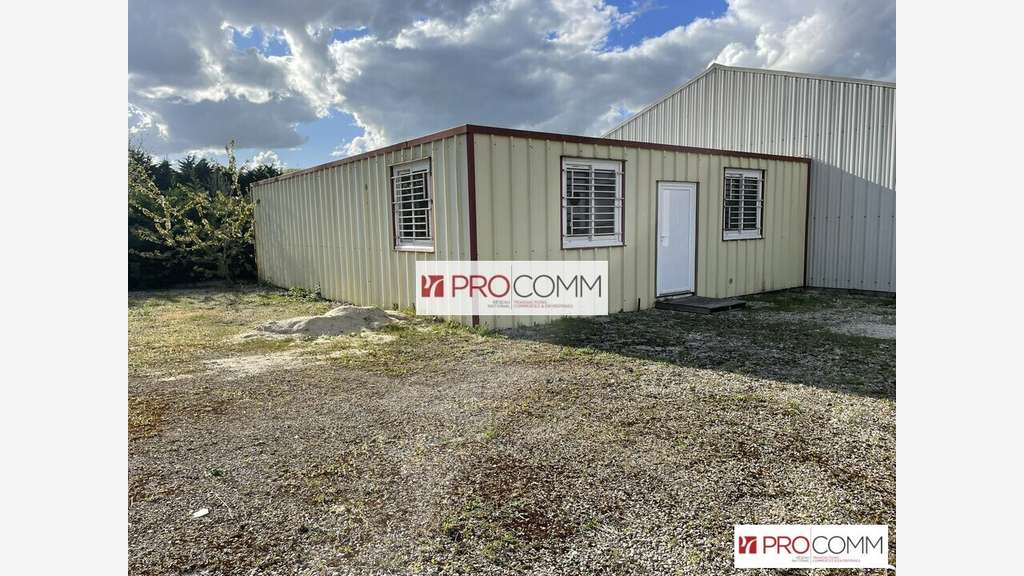 Local d'activité à louer à Nogent-le-Phaye N10
