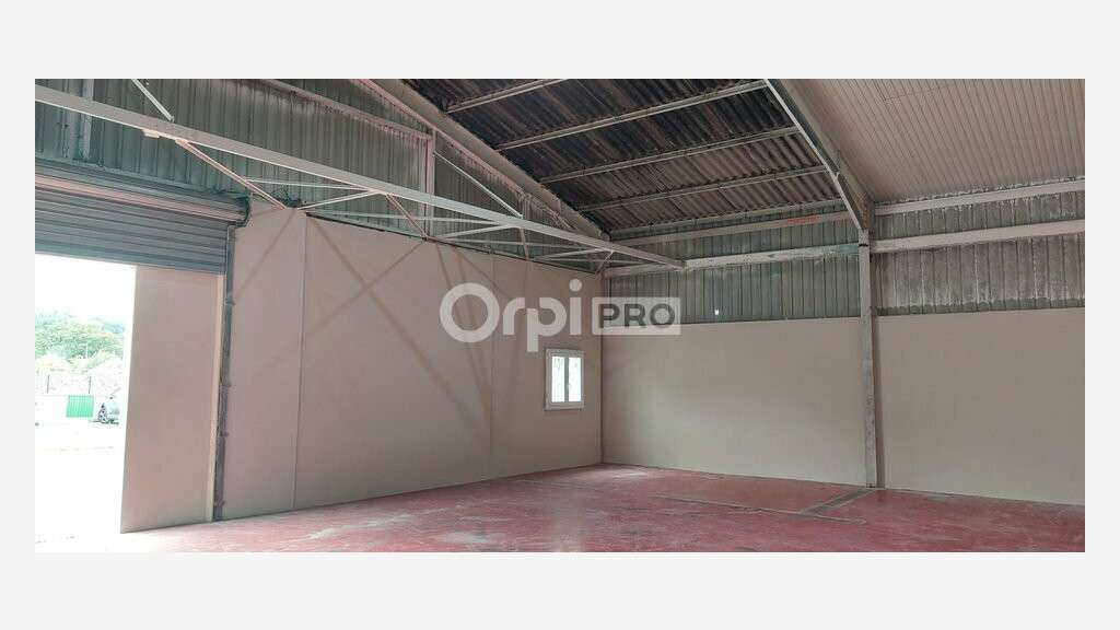 A louer local d'activité 301m² en ZAC Nogent/Oise