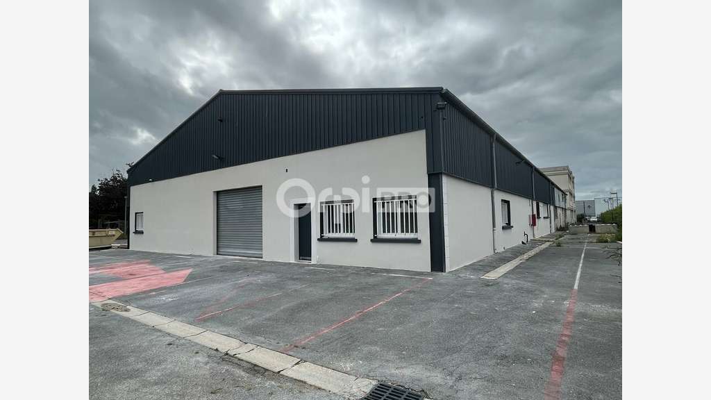 A louer local d'activité 301m² en ZAC Nogent/Oise