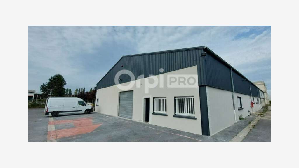 A louer local d'activité 301m² en ZAC Nogent/Oise