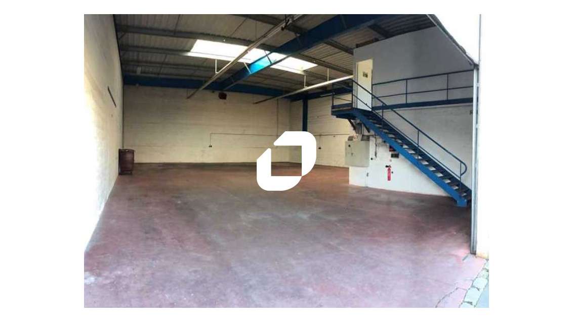 A louer Local d'activité 580m² Noisiel