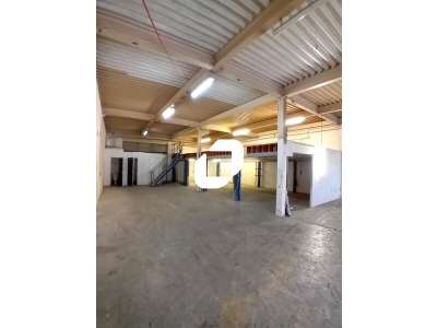 Location Locaux d'activités - Entrepôts à Noisy-le-Grand