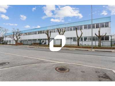 Location Locaux d'activités - Entrepôts à Noisy-le-Grand