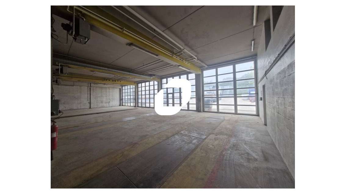 A louer Local d'activité 655m² Noisy le grand