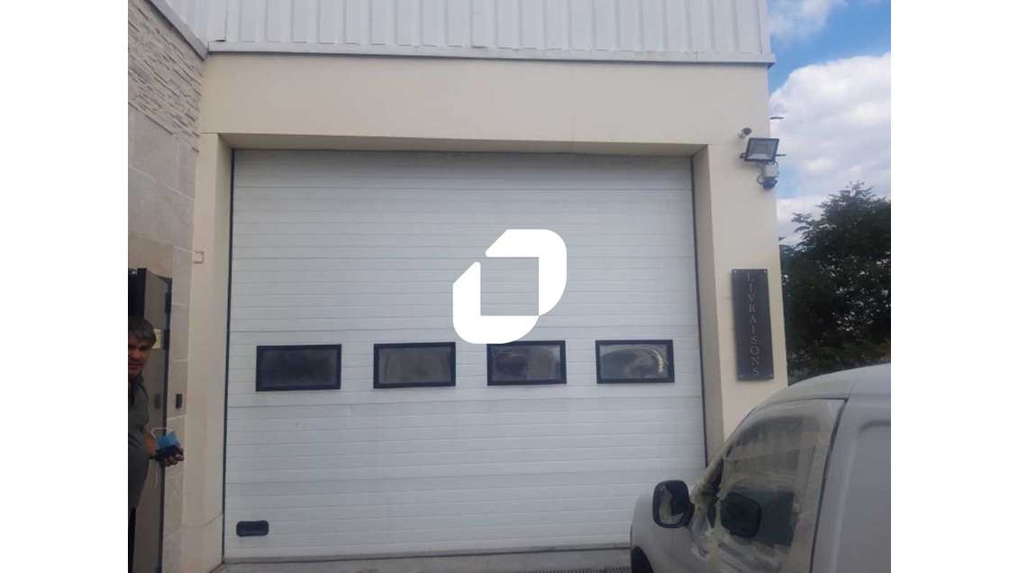 A louer Local d'activité 650m² Noisy le sec