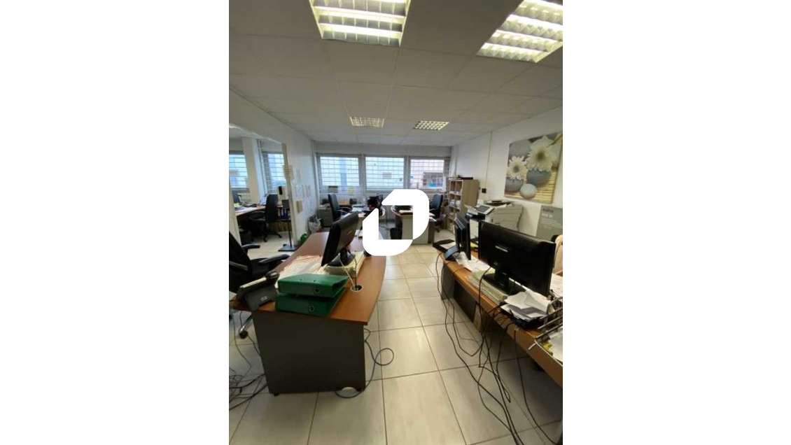 A louer Local d'activité 408m² Noisy le sec