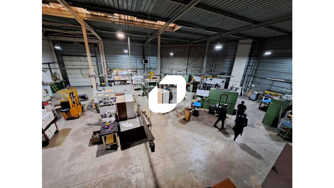 A louer Local d'activité 816m² Noisy le sec