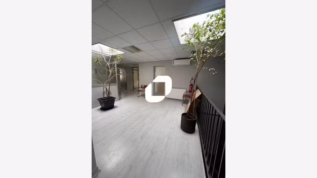 A louer Local d'activité 862m² Noisy le sec