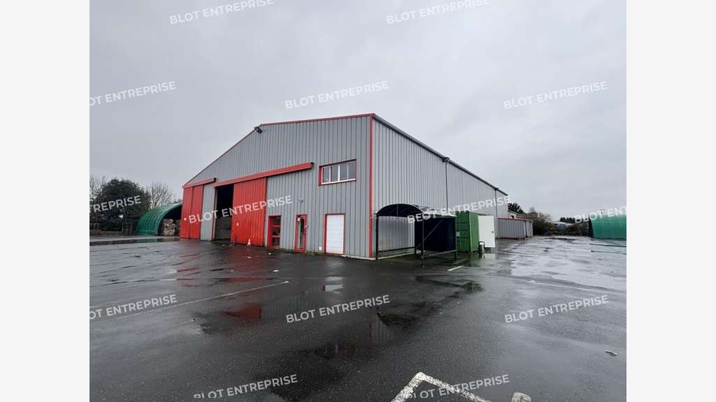 A louer bâtiment indépendant 1017m² Nort-sur-Erdre