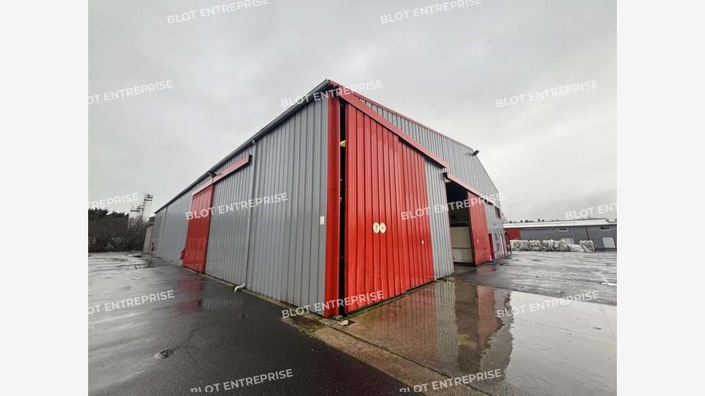 A louer bâtiment indépendant 1017m² Nort-sur-Erdre