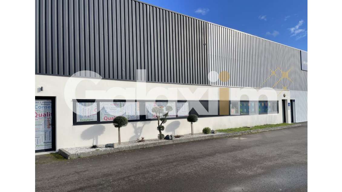 A louer local d'activité 300m² à Noyal-Châtillon