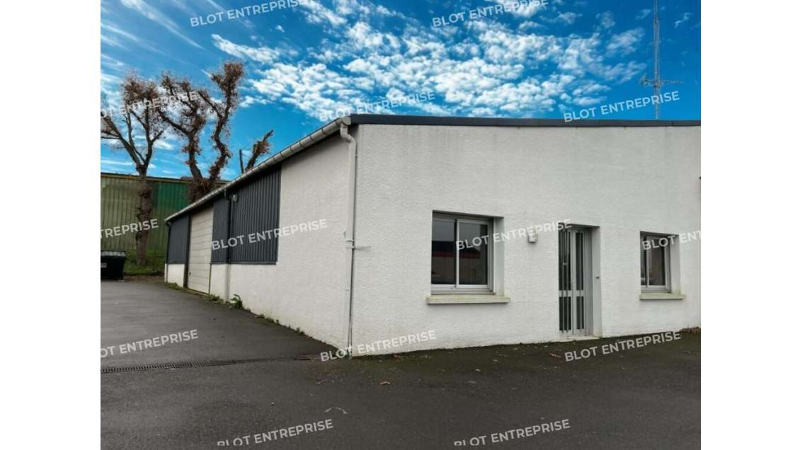 A louer local d'activités 200m² Noyal-sur-Vilaine