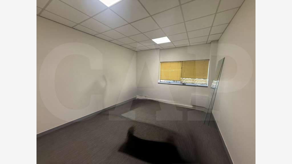 BÂTIMENT D’ACTIVITÉS INDÉPENDANT À LOUER – RENNES 