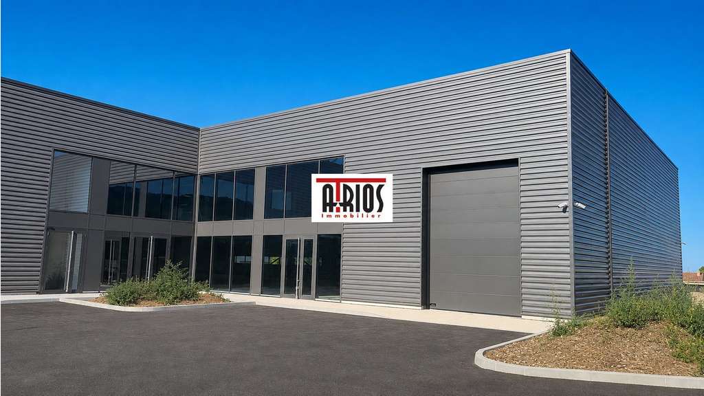 Local d'activité de 1170m² à louer à Ollioules