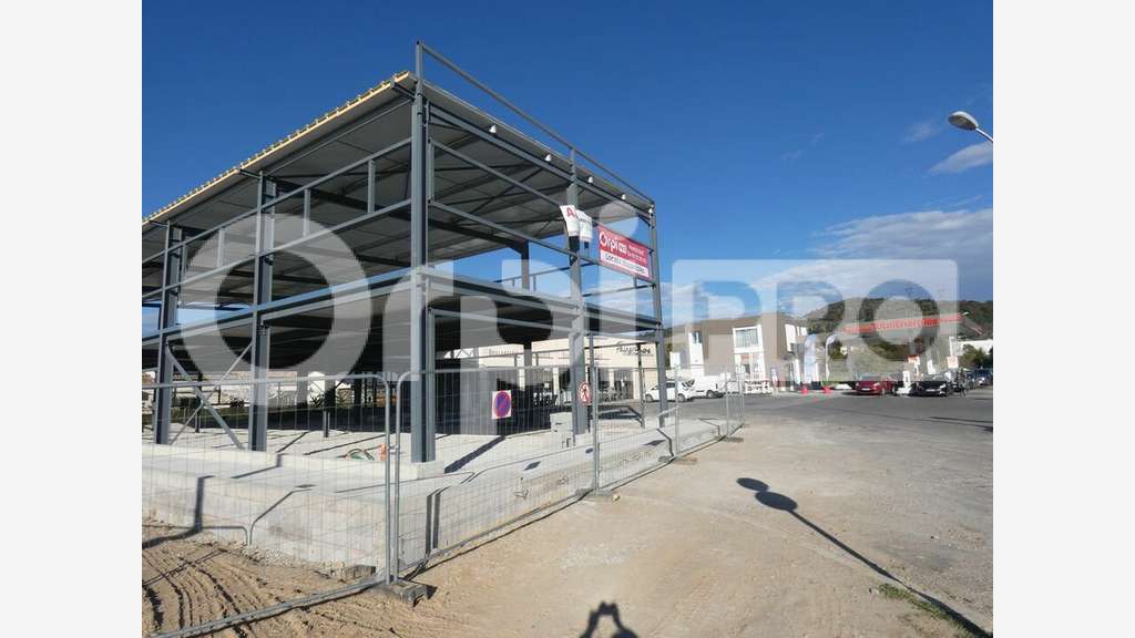 ORAISON - LOCAL COMMERCIAL à louer