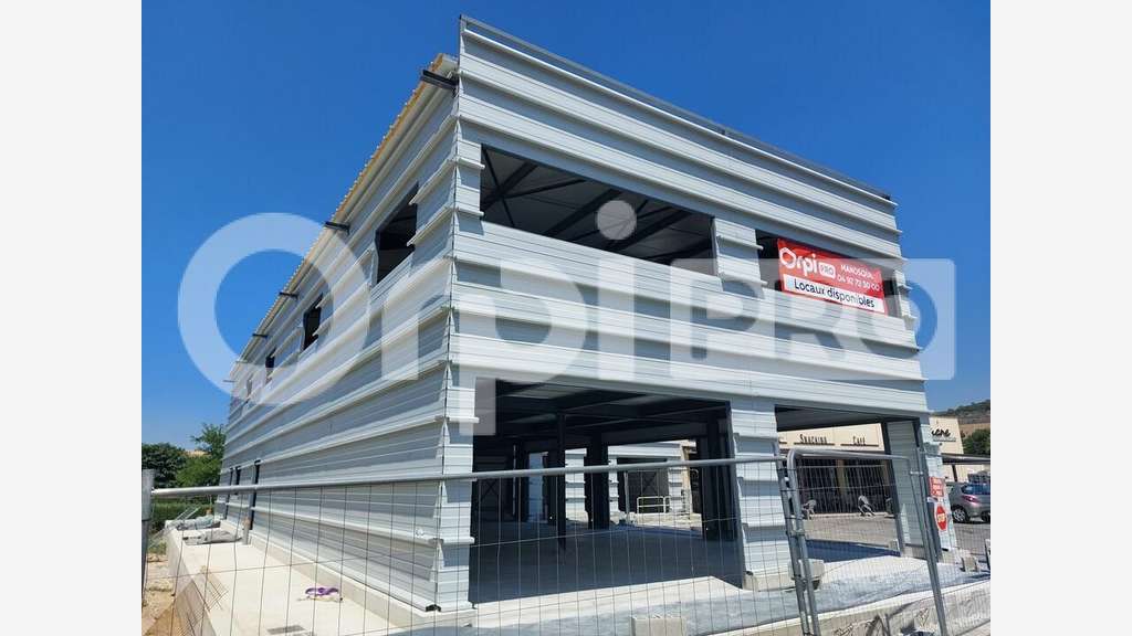 Local commercial de 40m² à louer à Oraison