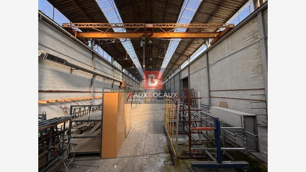 Locaux à louer empl N°1 zone du Coudoulet à Orange