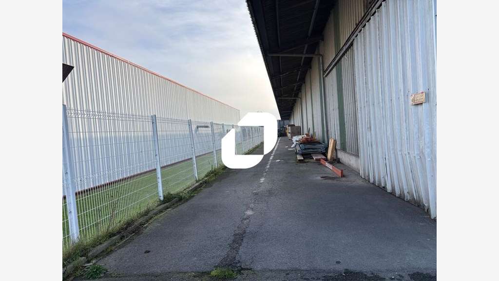 A louer Local d'activité 1800m² Orchies