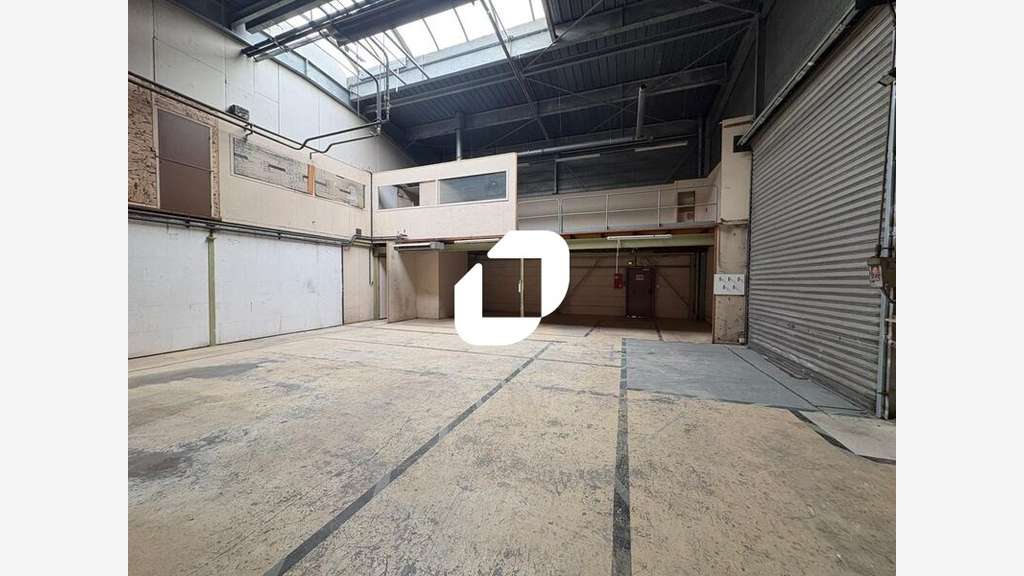 A louer Local d'activité 427m² Orgeval