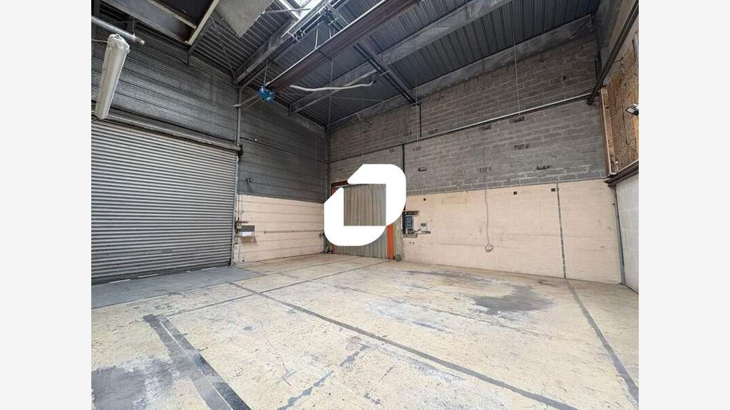 A louer Local d'activité 427m² Orgeval