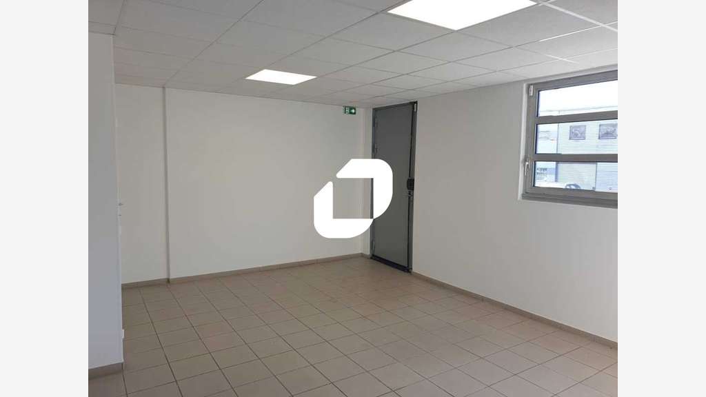 A louer Local d'activité 368m² Orly