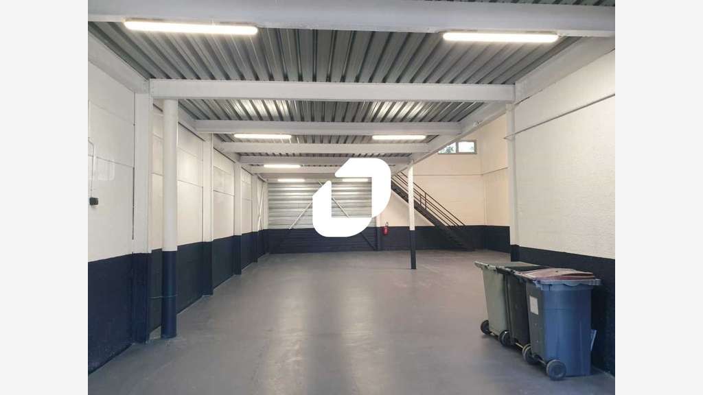 A louer Local d'activité 368m² Orly