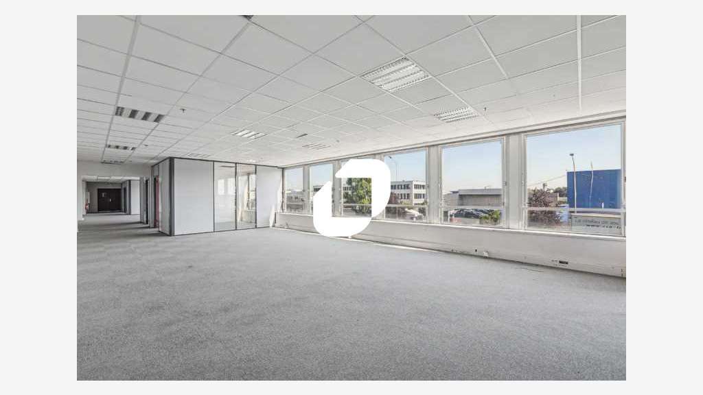 A louer Local d'activité 2026m² Orly