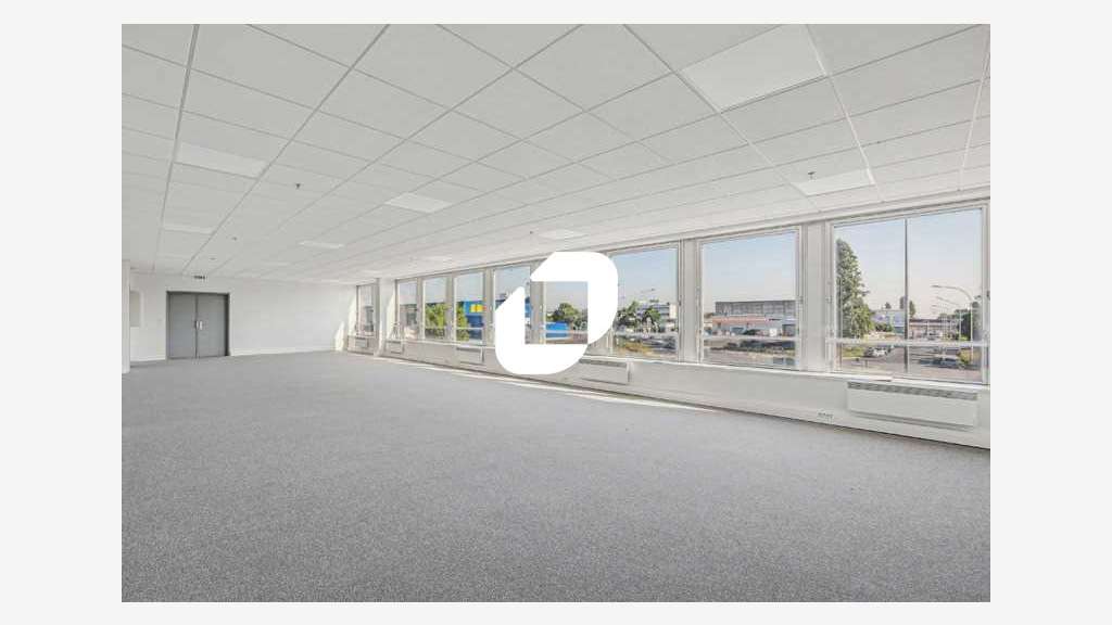 A louer Local d'activité 2026m² Orly