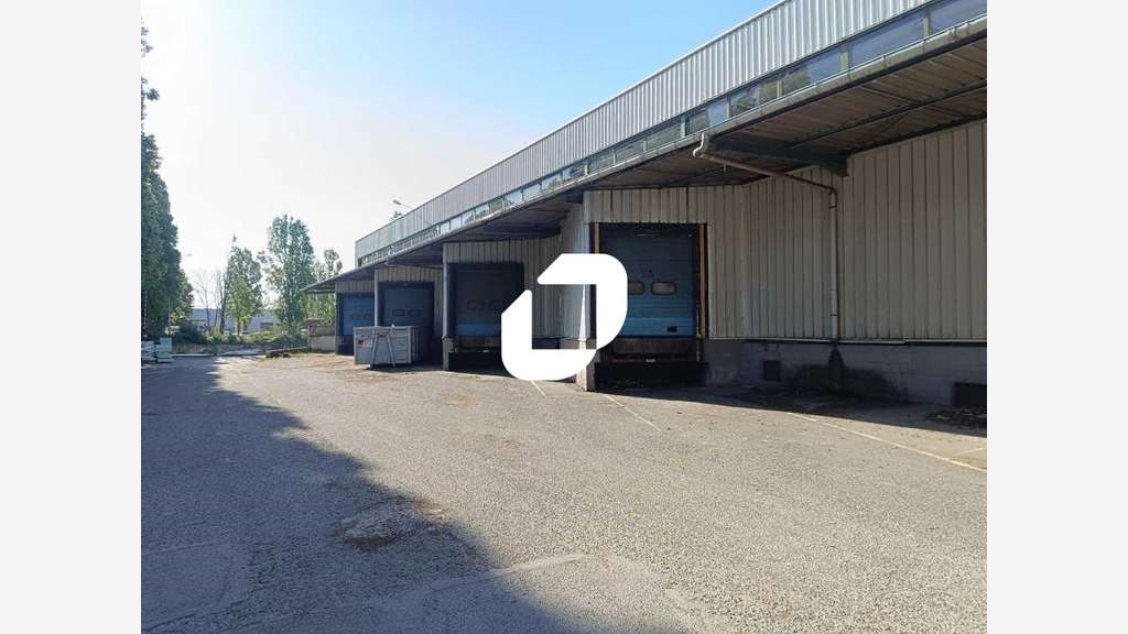A louer Local d'activité 4500m² Orly