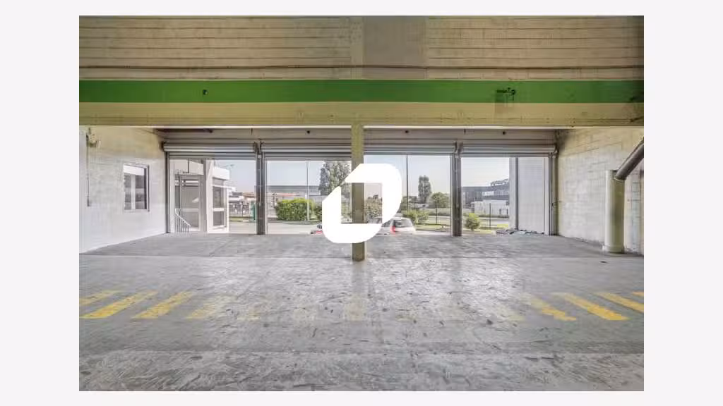A louer Local d'activité 2026m² Orly